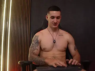 Stripchat Live Sex of JacksonOlsenn