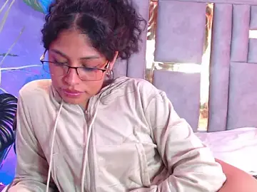 Stripchat Free Live Porn of JuliaRose_ks