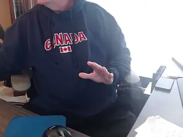 Stripchat Sex Chat of olderandwiser2