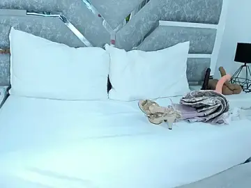 Stripchat Adult Webcam of Slut_Milf_