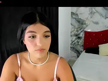 Stripchat Nude Webcam of valeri_16
