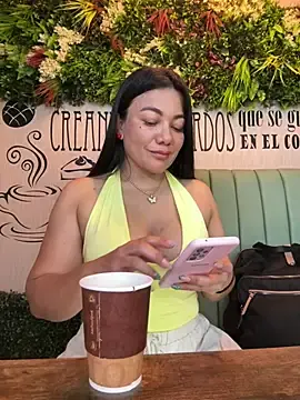 Stripchat Free Porn Cam of Abril10_