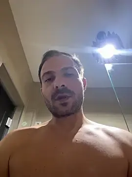 Stripchat Free Live Porn of Adventurehotman