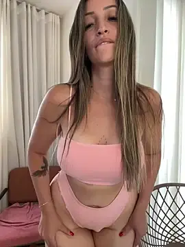 Stripchat Adult Video Chat of BelleLouiseVp