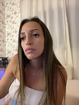 Stripchat Nude Webcam of BelleLouiseVp