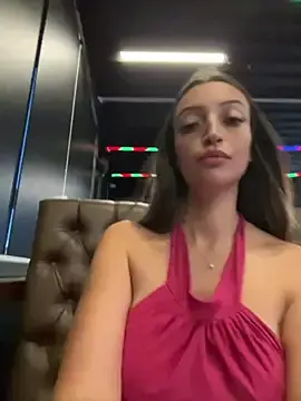 Stripchat Adult Video Chat of BelleLouiseVp