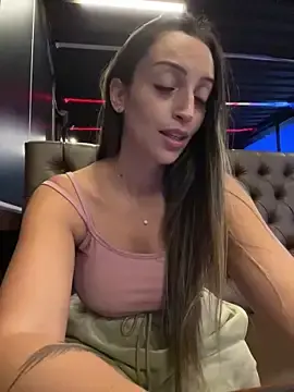 Stripchat Watch Live Sex Cams of BelleLouiseVp