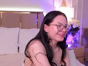 Stripchat Sex Cam of CindyMil