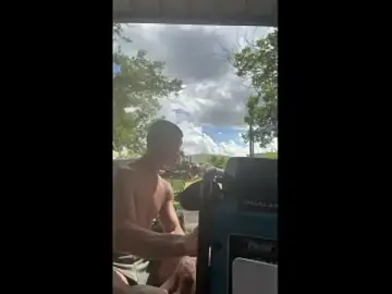 Stripchat Live Sex Cam of JockNThirsty