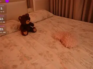 Stripchat Sex Chat of Lilly_Colins