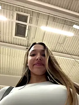 Stripchat Adult Webcam of barbiehumpxxx