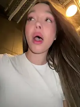 Stripchat Watch Live Sex Cams of barbiehumpxxx