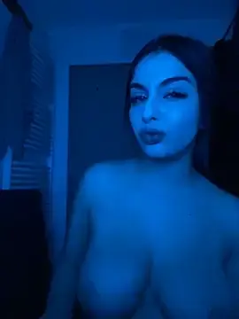 Stripchat Live Sex Cam of dasilva_elsa21