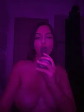Stripchat Free Live Porn of dasilva_elsa21