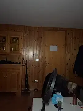 Stripchat Free Porn Cam of petrouchkaaa_