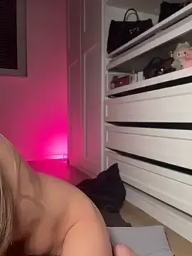 Stripchat Private Sex Chat of HotBella-