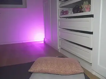 Stripchat Best live sex cam show of HotBella-