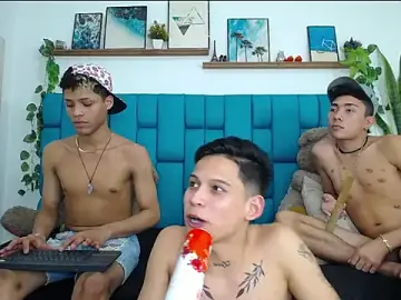 Stripchat Adult Video Chat of Hot_Boys_Latinos_X