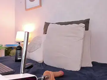 Stripchat Watch Live Sex Cams of Caroline_dh