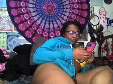 Stripchat Best live sex cam show of GardeniaFields