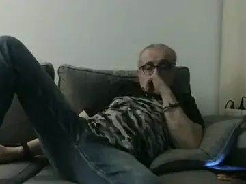 Stripchat Adult Webcams of Bretoncool