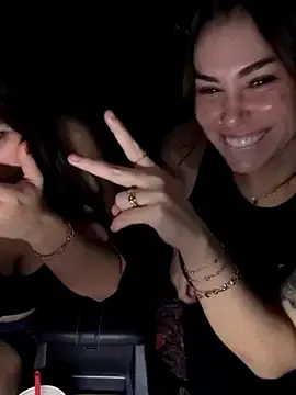 Stripchat Live Sex Cam of LeaGambit__