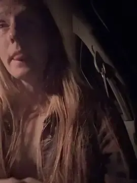 Stripchat Adult Webcams of GoldenFlameGoddess