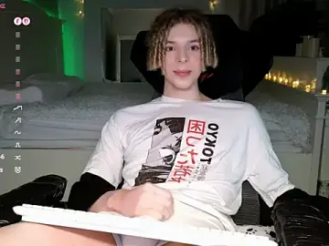 Stripchat Adult Video Chat of Kudi_Minnt