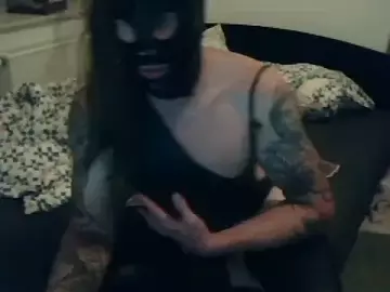 Stripchat Free Live Porn of LeonieMTL