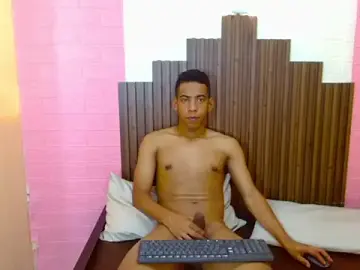 Stripchat Sex Chat of Luigi_Ferrer