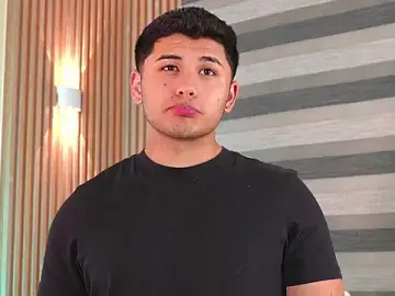 Stripchat Adult Webcams of MatiasKorn