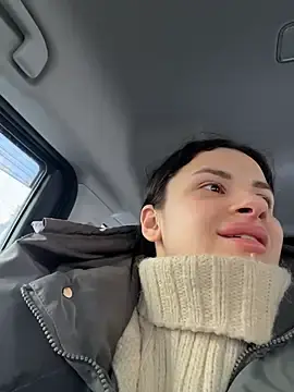 Stripchat Live Porn of MiraReach