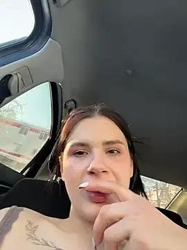 Stripchat Free Live Porn of MiraReach