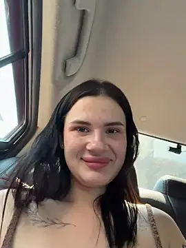 Stripchat Live Porn of MiraReach