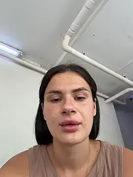 Stripchat Sex Cam of MiraReach