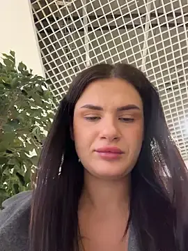 Stripchat Nude Webcam of MiraReach
