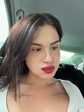 Stripchat Free Live Porn of MiraReach