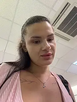 Stripchat Live Sex of MiraReach