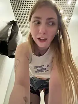 Stripchat Watch Live Sex Cams of Sunny___Bunny