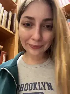 Stripchat Sex Cam of Sunny___Bunny