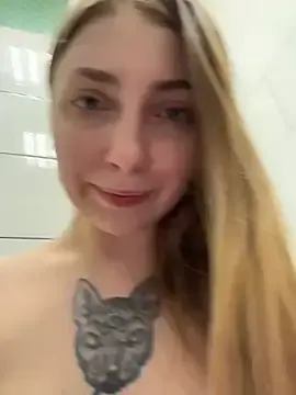 Stripchat Live Sex Cam of Sunny___Bunny
