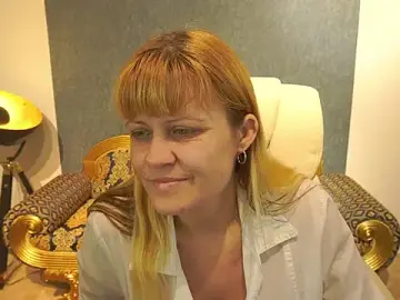 Stripchat Sex Cam of BellaLaPetit