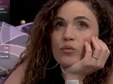 Stripchat Adult Video Chat of Clarasense__