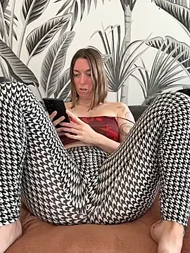 Stripchat Adult Webcams of Daisy_Michto_Officiel