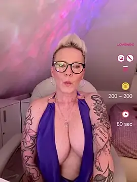 Stripchat Live Sex Cam of German_Milf