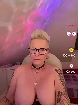 Stripchat Free Porn Cam of German_Milf