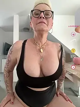 Stripchat Best live sex cam show of German_Milf