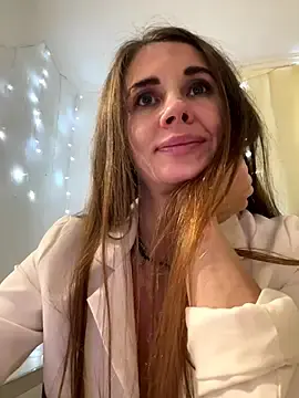 Stripchat Free Porn Cam of LucieMack