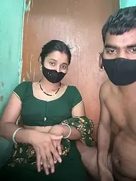 Stripchat Sex Cam of Suhani512