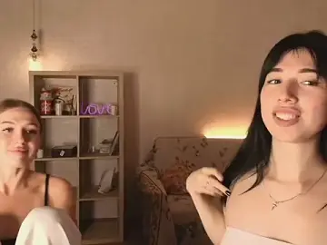 Stripchat Adult Webcam of caressyourself